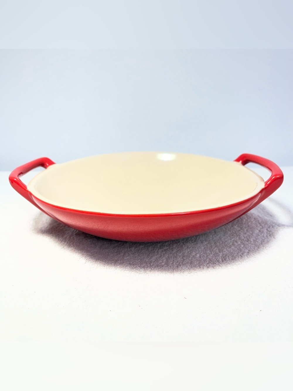 Le Creuset Stoneware Wok Dish bowl 13-29 Ombre Cherry Red Color Rare